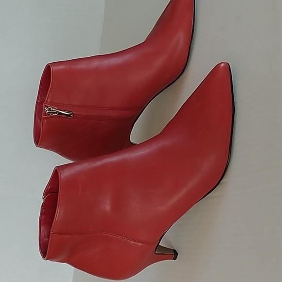 Sam Edelman Kinzey Red Leather Kitten Heel Ankle Bootie 8.5